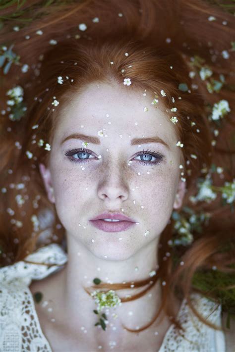 naked redhead teen|Striking Portraits of Gorgeously Freckled Redheads by Maja。